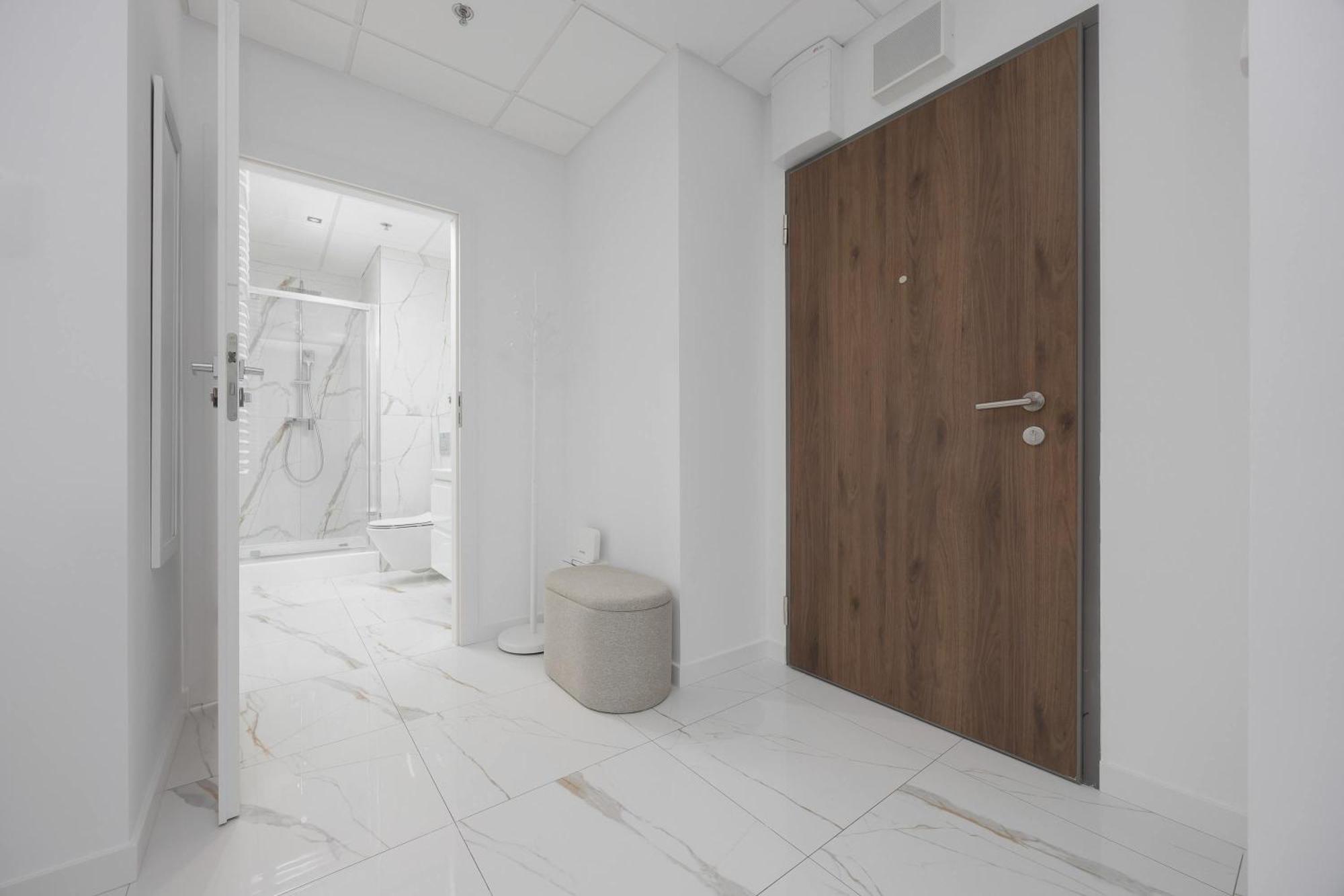 Kasprzaka Near Metro Plocka With Ac And Parking By Rent Like Apartament