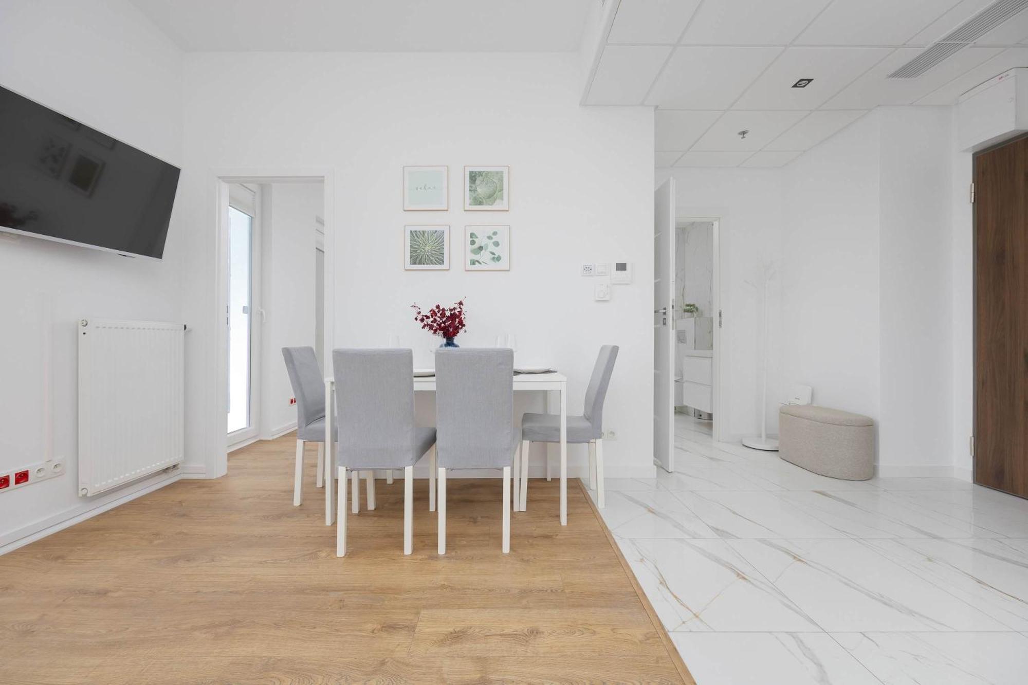 Apartament Kasprzaka Near Metro Plocka With Ac And Parking By Rent Like *